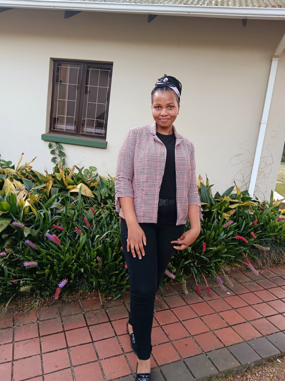 Phelisa Ntshayisa