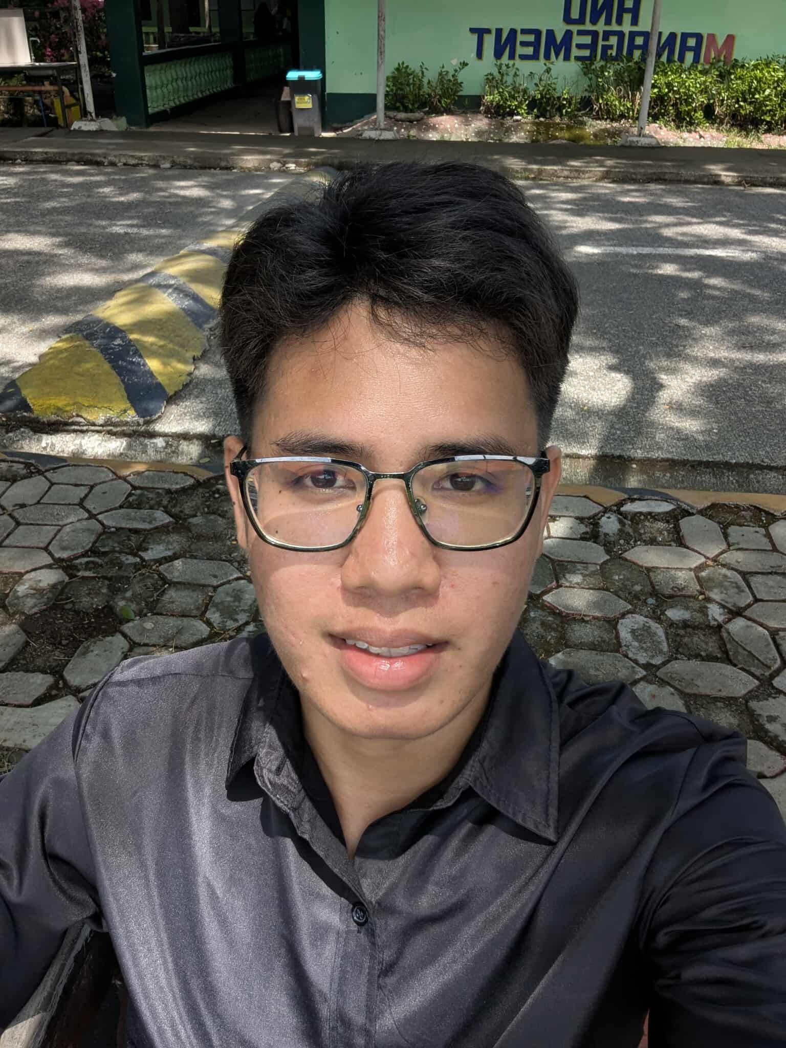 Mark Lester Bucag